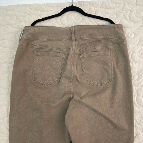 Torrid Jeggings Snakeskin Beige Size 20 Regular - Picture 4 of 11